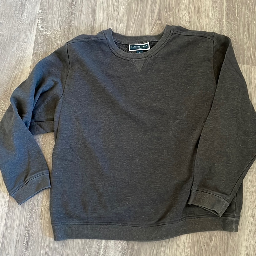 Kendra Scott sport collection pullover